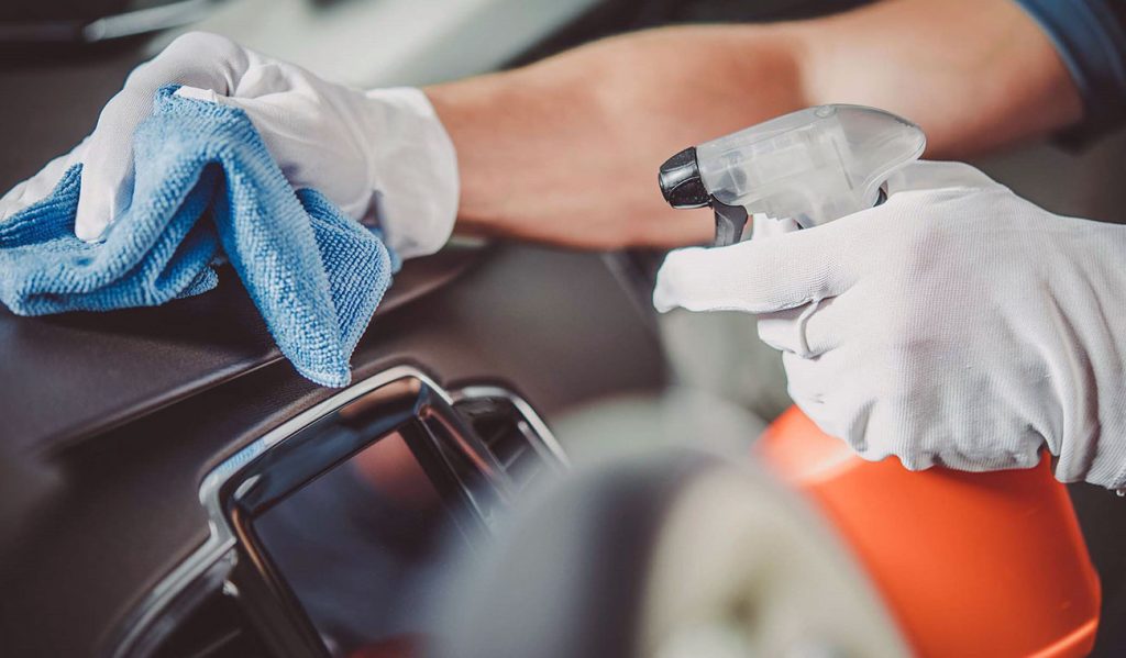 خدمات نانو سرامیک خودرو 4 خدمات کارواش سیار نانو و ضدعفونی خودرو